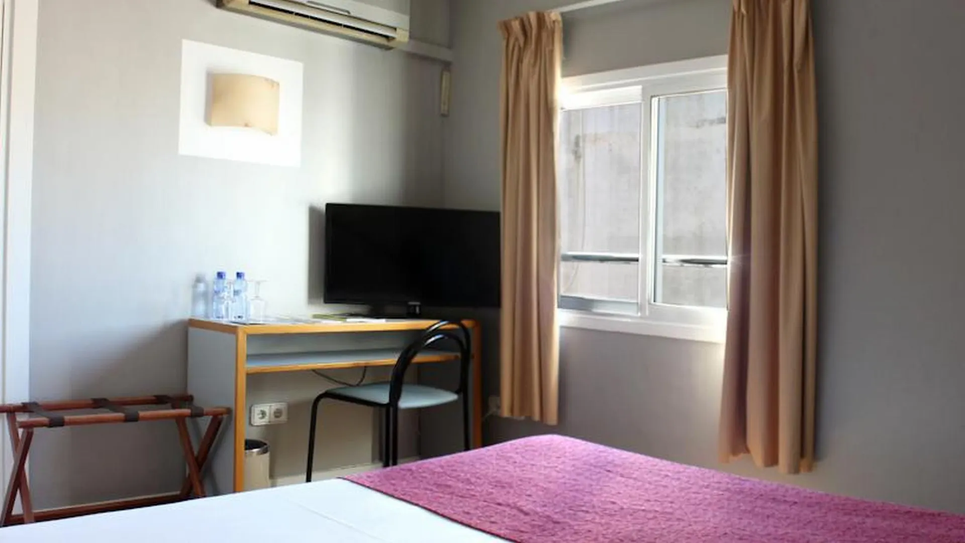 Hotel Subur Sitges 3*,  Spanien