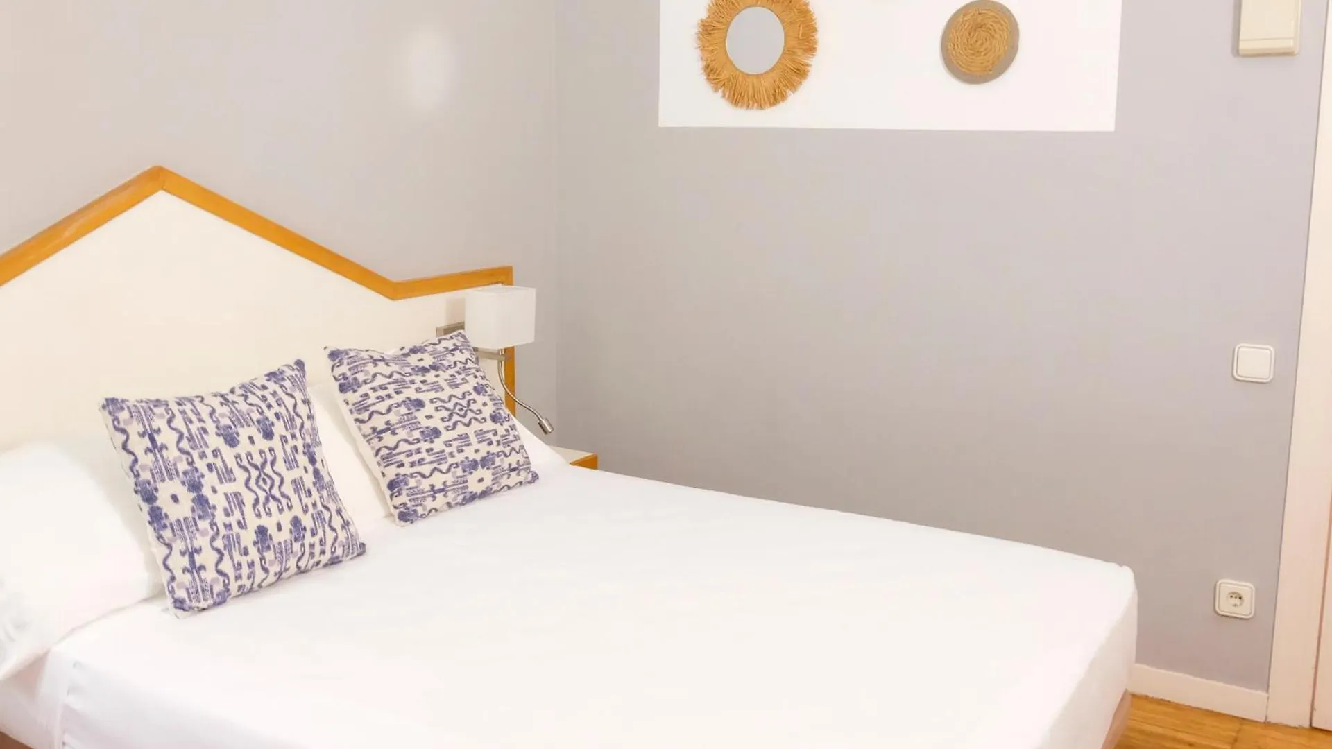 Hotel Subur Sitges 3*,